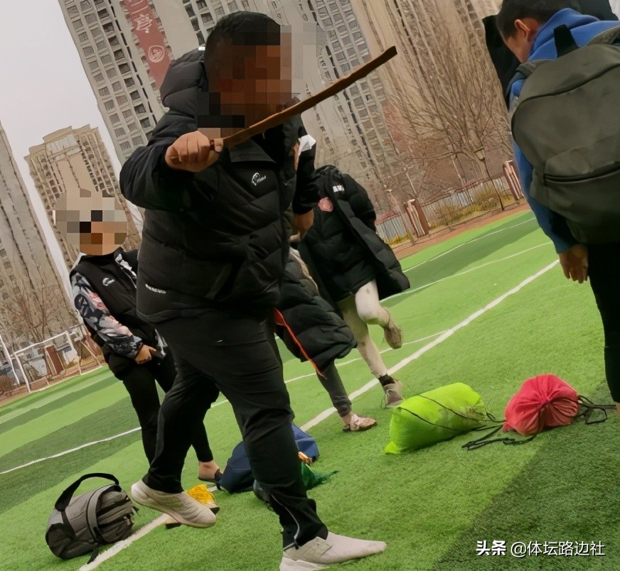 国足青训为什么强不起来,国足乱象