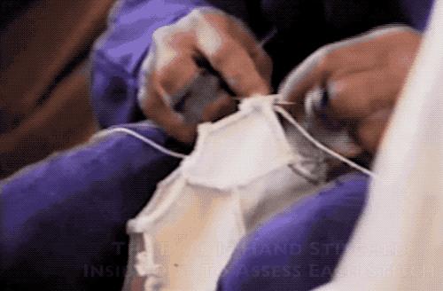 既要滚圆又要滚远！做一个科学的世界杯足球到底有多难？