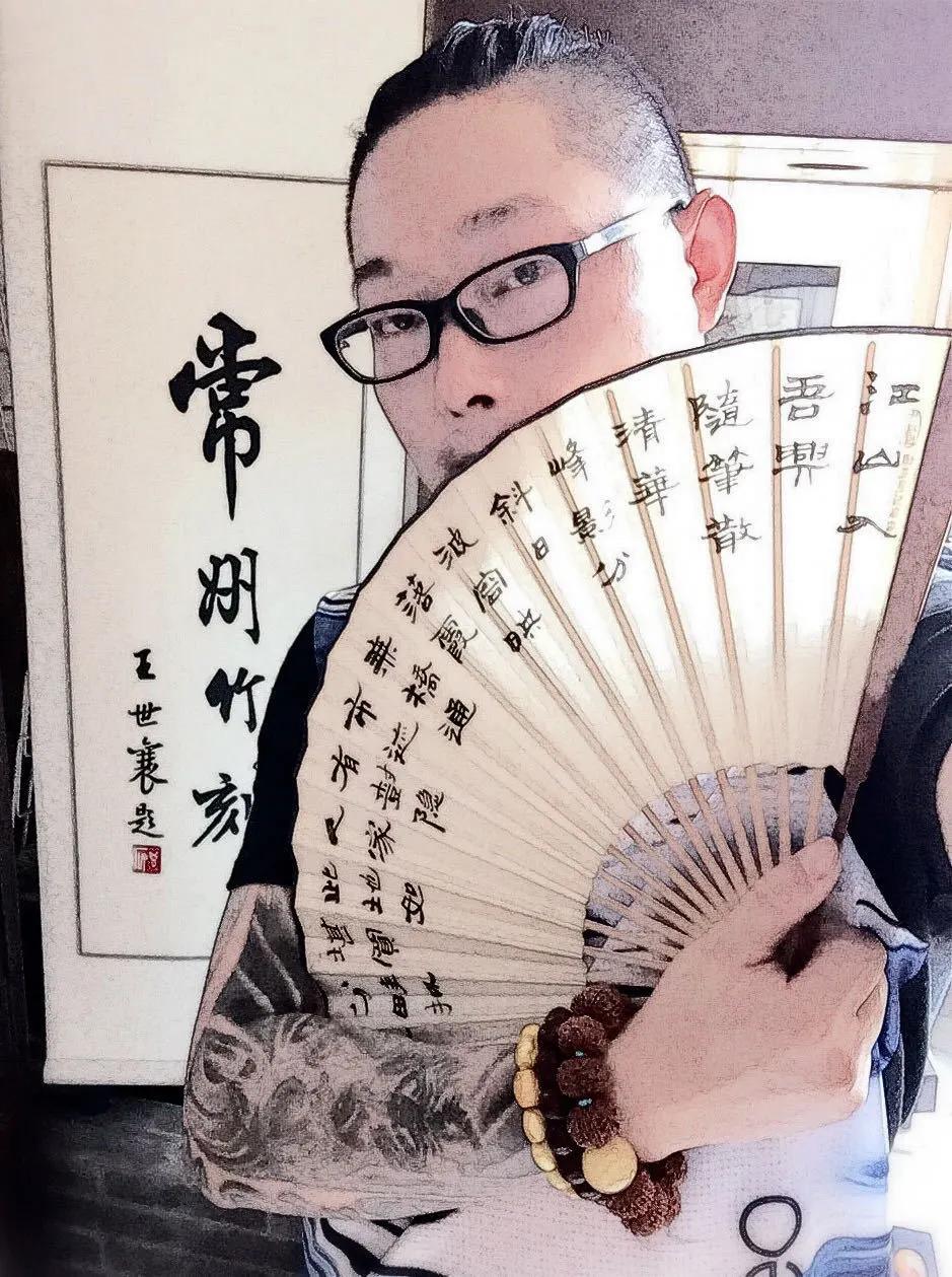 折扇几百到几万,几百到几千的折扇