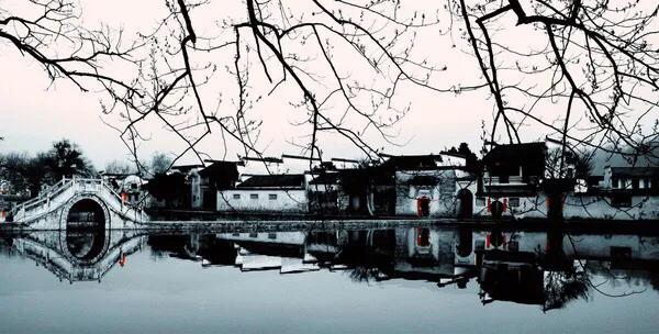 安徽宏村一幅水墨山水画,安徽宏村风景中国画