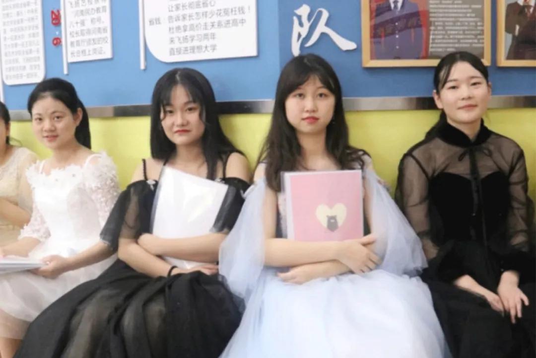 郑州飞扬艺校学费,郑州飞扬艺校