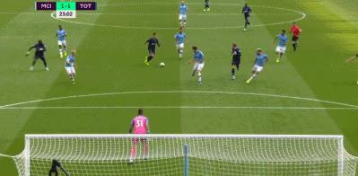 “干儿子”变身“真大腿”，蓝色“京”雷震撼「英超」