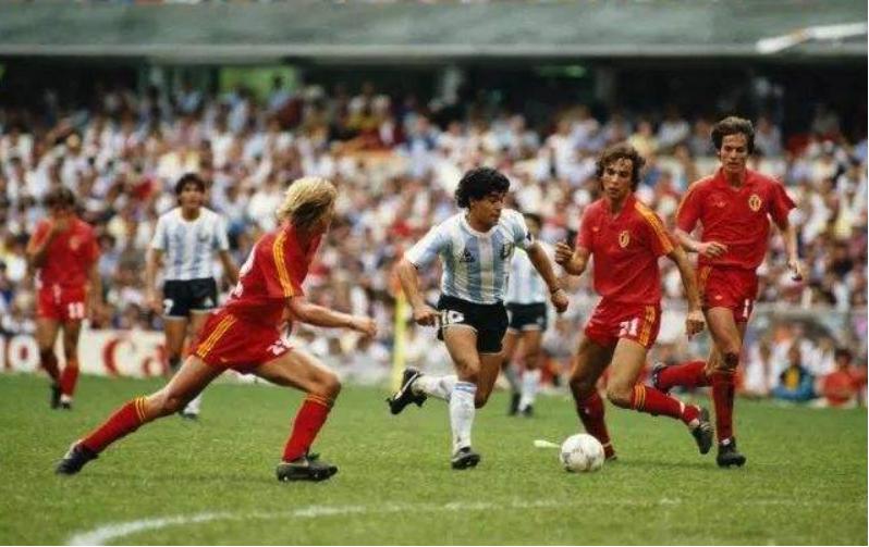 马拉多纳与阿根廷同在,阿根廷队马拉多纳