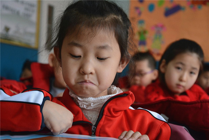 孩子不专心听课、爱走神发呆，家长学会这4点，让孩子主动去学习