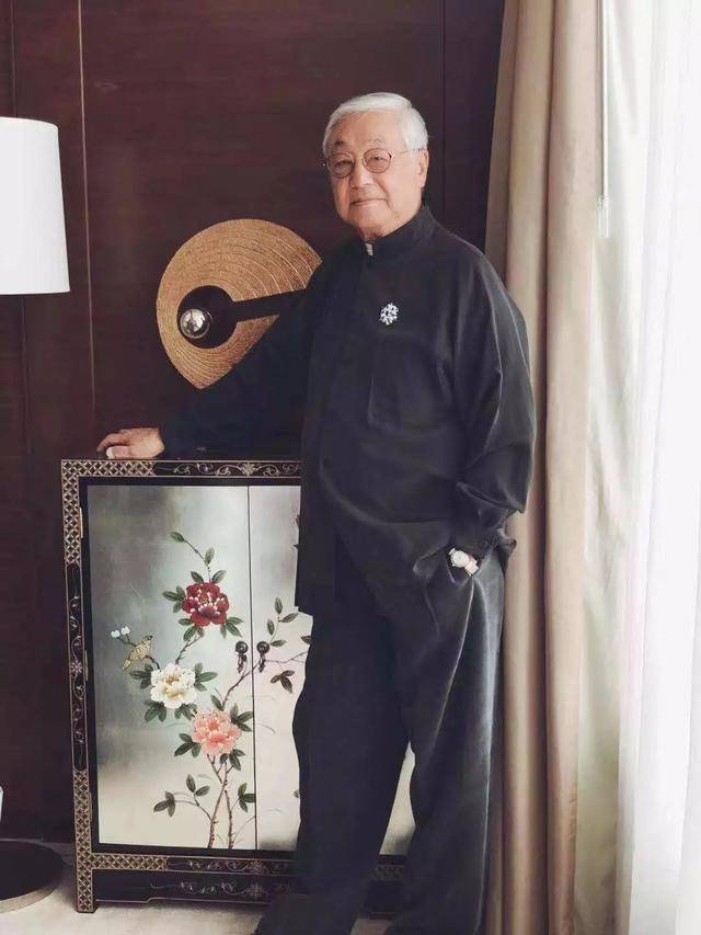 黄老邪得知杨过要娶小龙女,黄老邪终于认了女婿