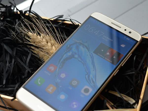 从3299降到1799的手机,华为手机99900元左右哪款好