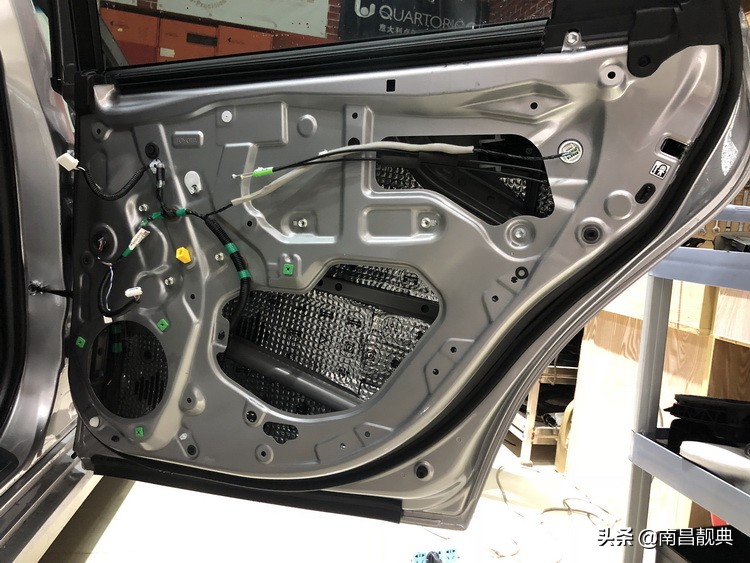 必伟汽车音响喇叭好不好，试听下南昌靓典改装后的丰田亚洲龙