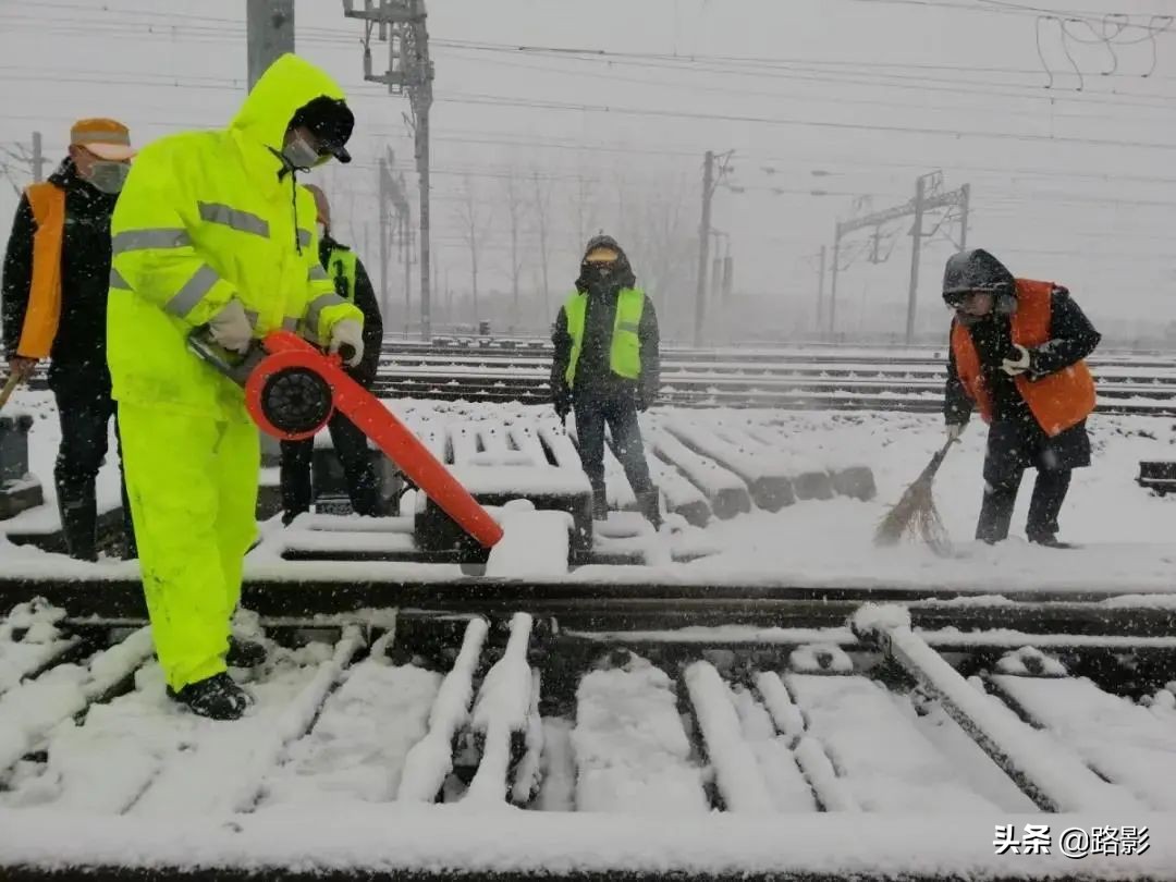 物流畅通助力复工复产,复产复工人流物流畅通方案
