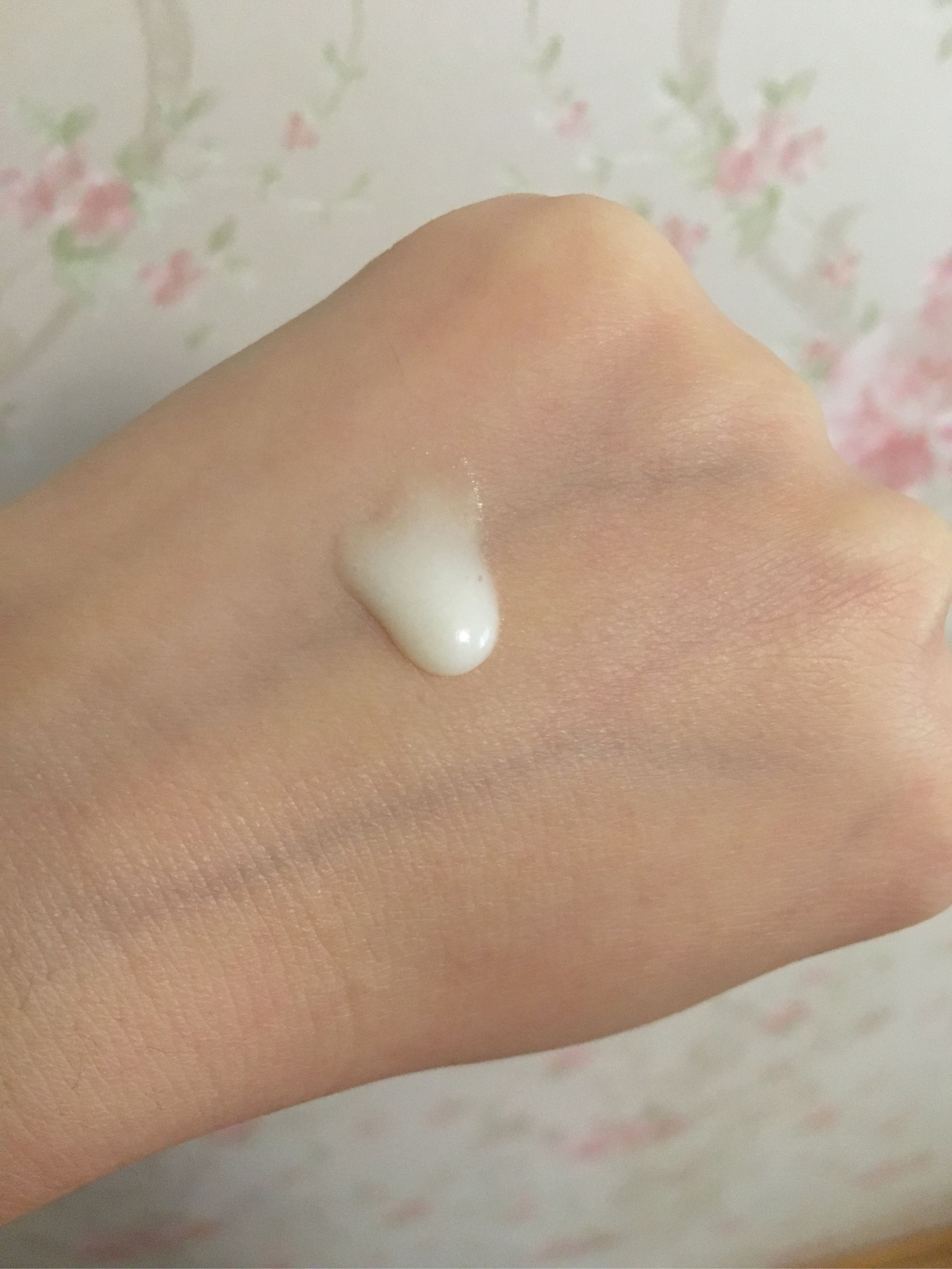 碧柔防晒霜怎么样,碧柔防晒霜和碧柔防晒露