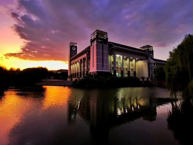 为何叫南京晓庄学院,孩子你为什么要上一个好的大学