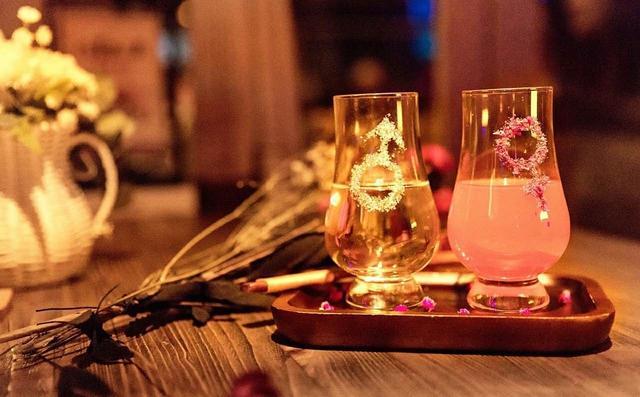 “看了喜欢女孩的支付宝账单,我放弃追她了”