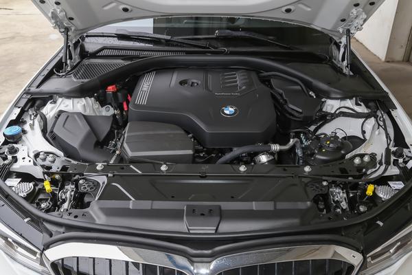 宝马3系全新2024款最高配,宝马3系320低配