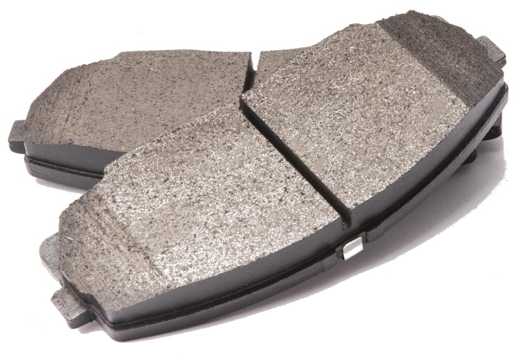 刹车片有焦臭味还能开车吗,刹车片有异味对安全有影响没