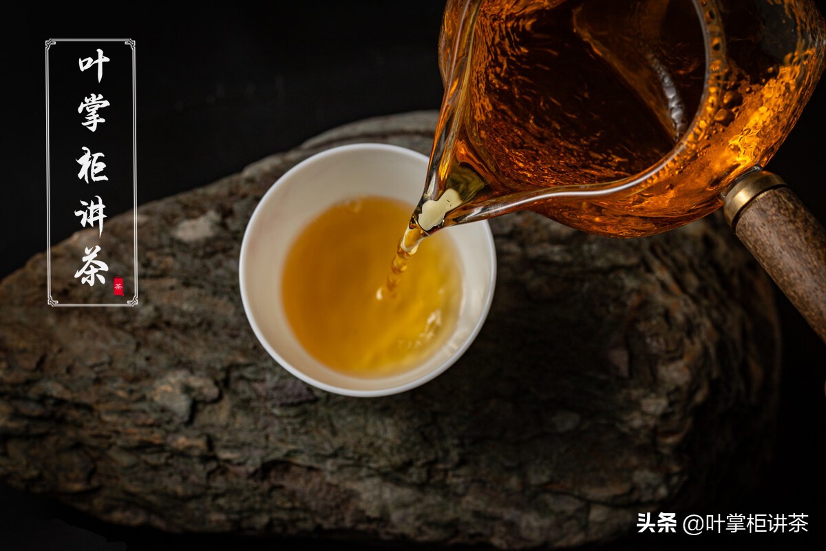 滇红茶怎么选择味道好喝的,云南滇红有什么好吃的