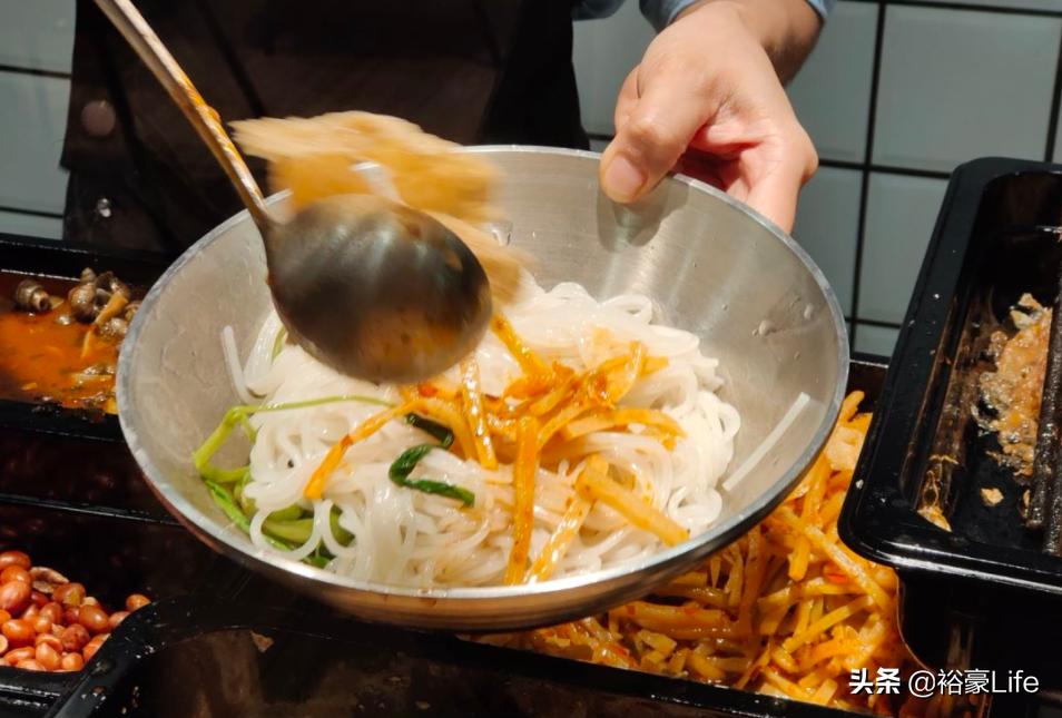 柳州爱民螺蛳粉和聚宝螺蛳粉,人气螺蛳粉推荐