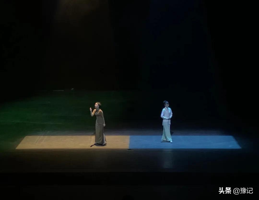 走在希望的田野上,走在希望的校园里