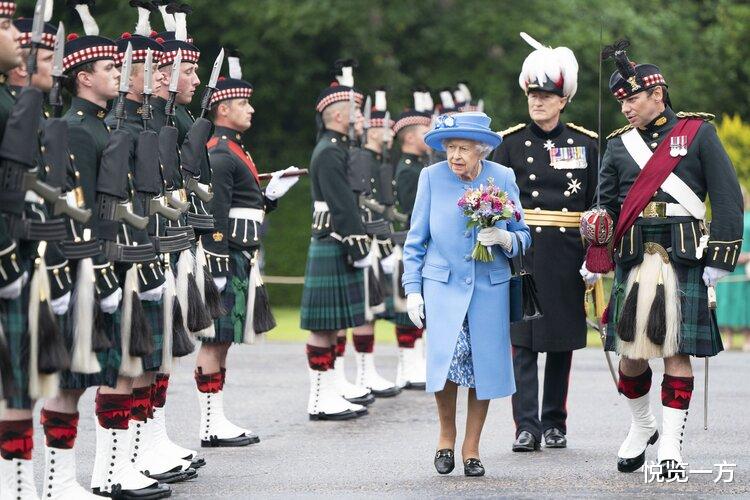 伊丽莎白二世访加拿大,伊丽莎白二世两度访港