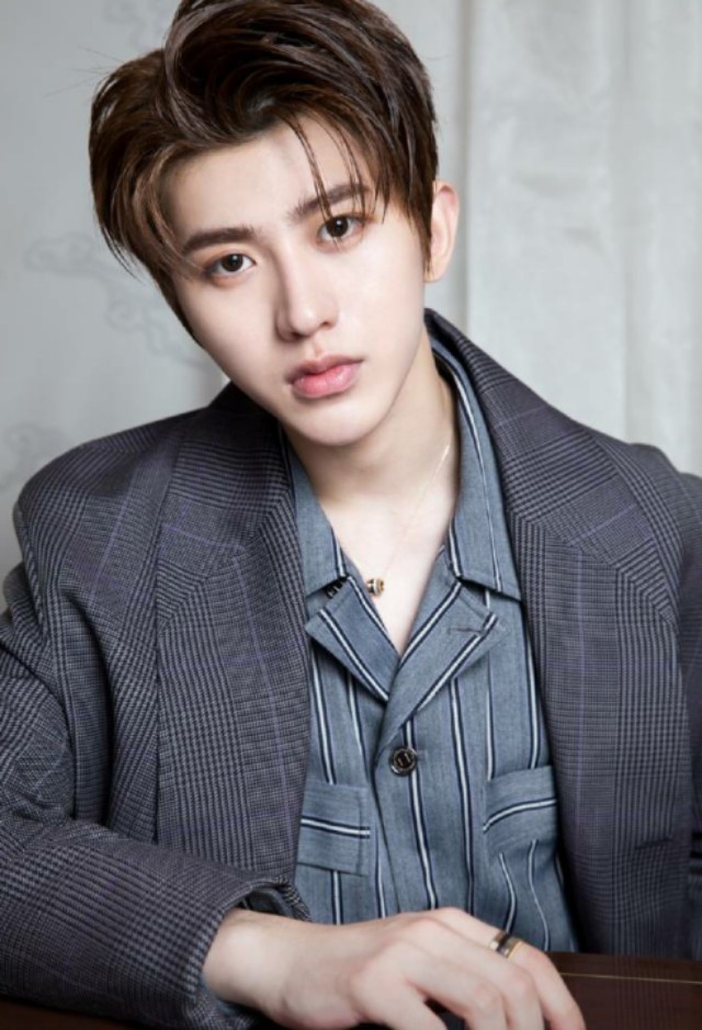 蔡徐坤被ikun嫌弃的瞬间,蔡徐坤ikun吵架时蔡徐坤的反应