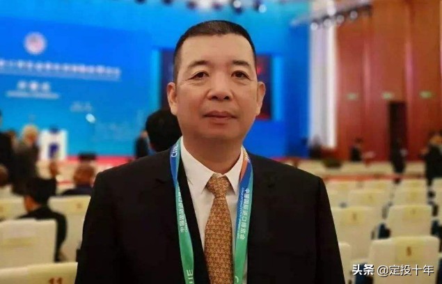 23岁小伙做销售赚钱,27岁小伙做销售赚钱