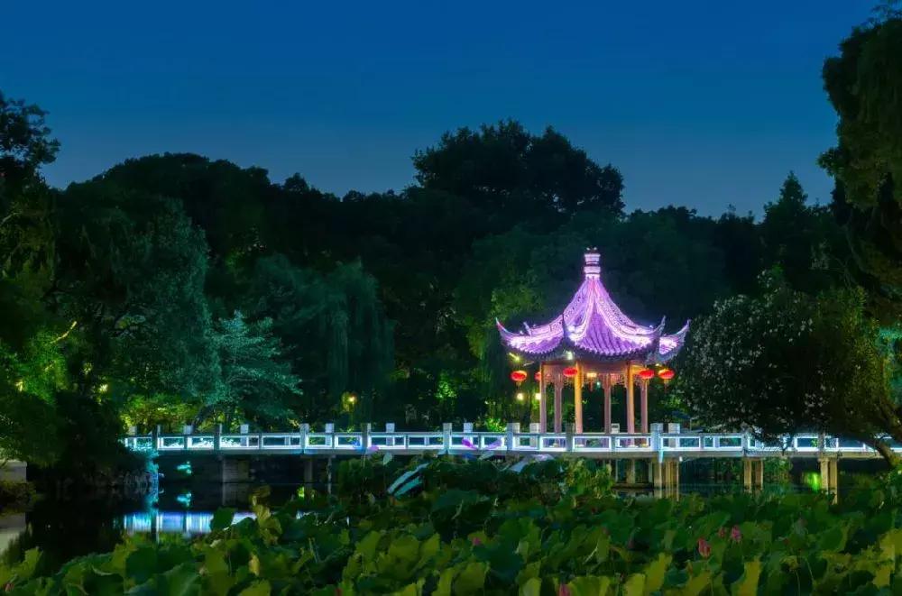 中秋放假玩乐,中秋小长假你去哪里旅游