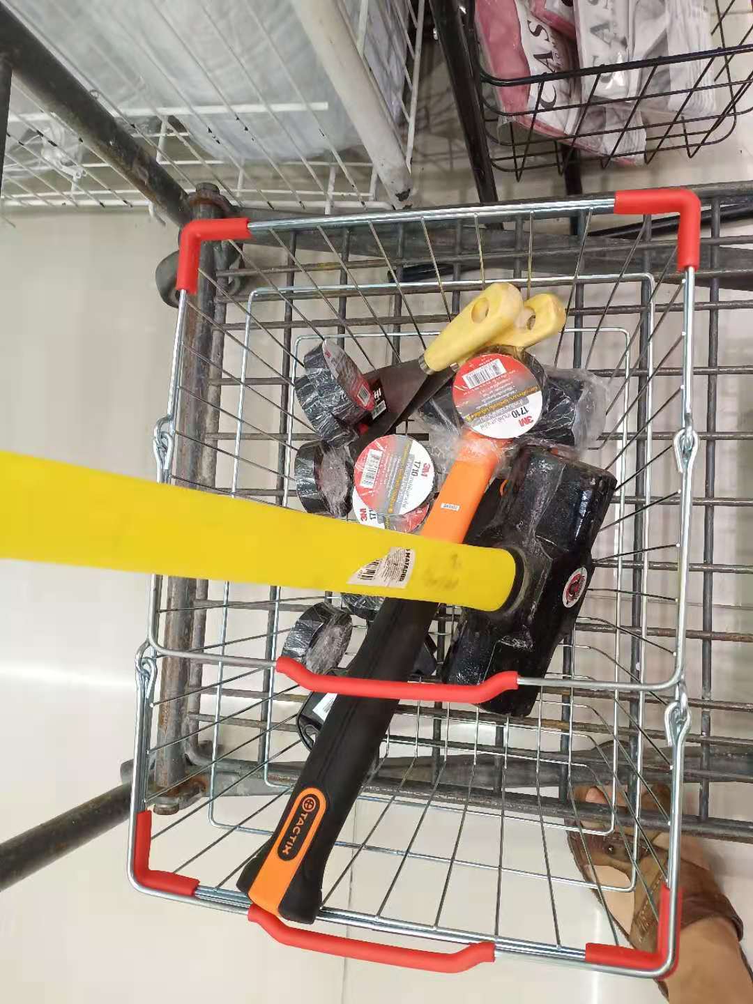 交了狗屎运了吗？在泰国买五金获得57%的购物优惠？