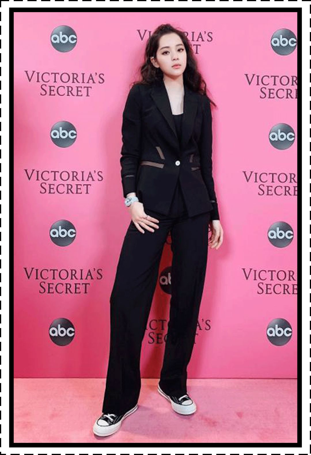 羊毛卷怎么烫头好看,今年流行烫头羊毛卷