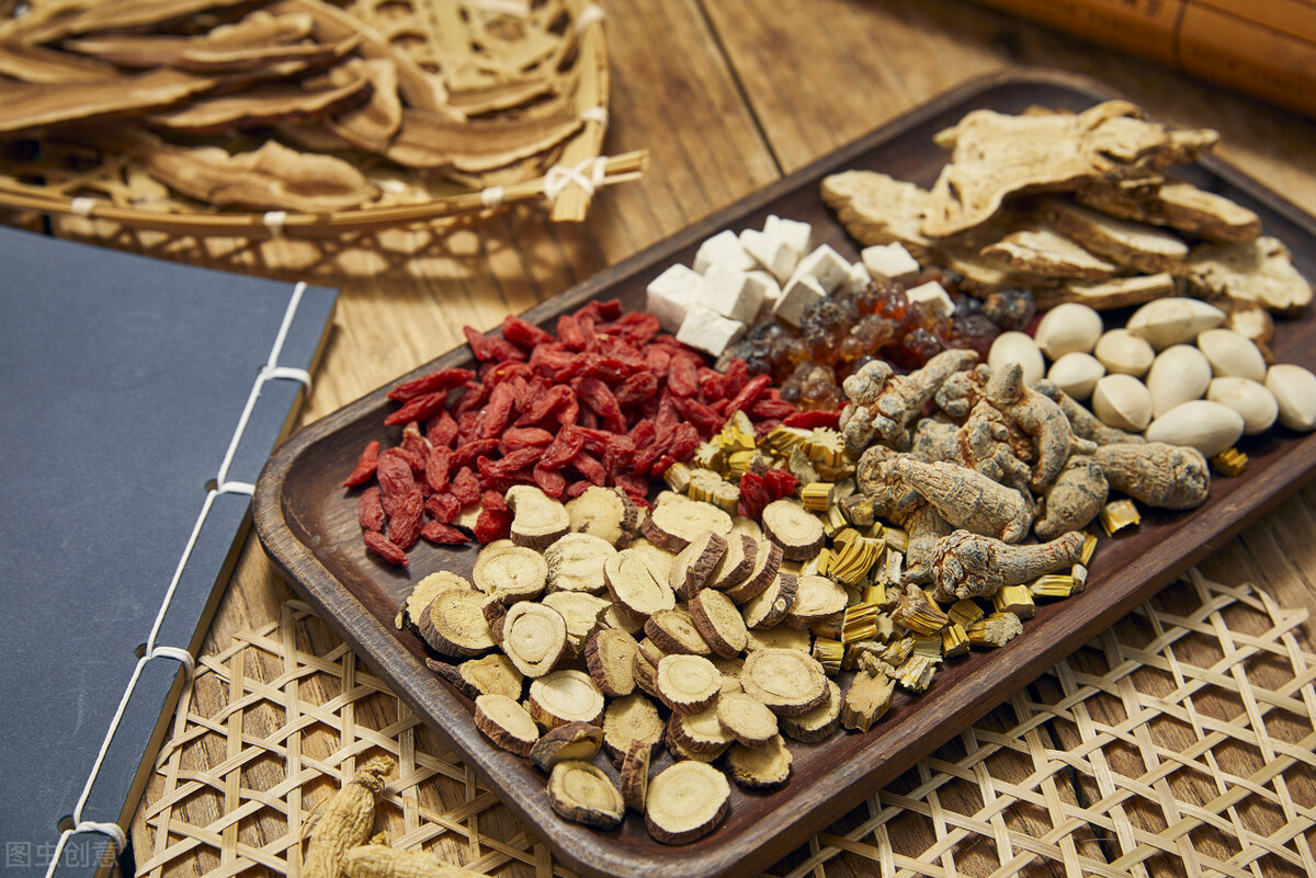 小腹疼痛腰疼小便浓稠,小腹痛恶心腰疼小便浑浊