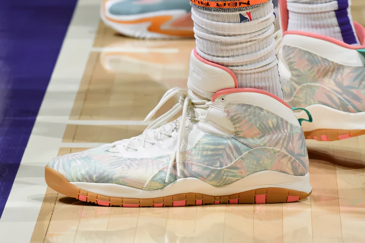 NBA球员上脚：卡鲁索穿安踏球鞋，巴特勒的驭帅14很骚气