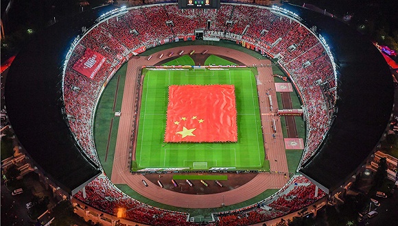 中国足球职业联赛正式开始,从中超转会到五大联赛