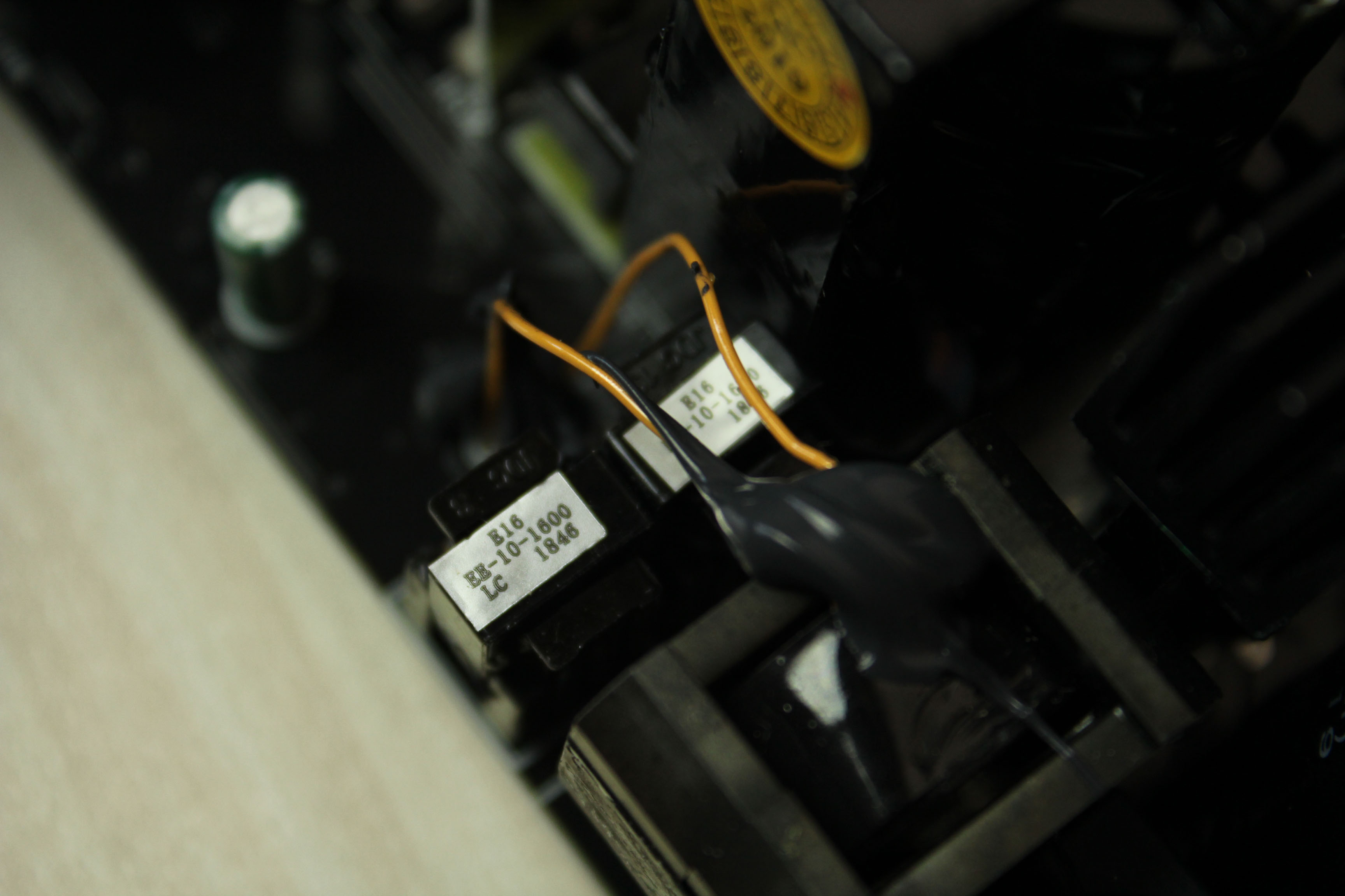 鑫谷gp700g黑金版是低端电源吗,鑫谷750w80plus靠谱吗