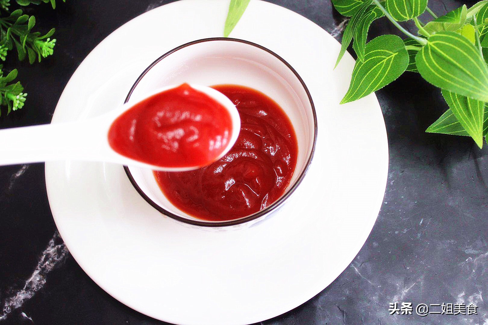 番茄酱跟番茄沙司哪个适合做汤,番茄酱和番茄沙司配合使用