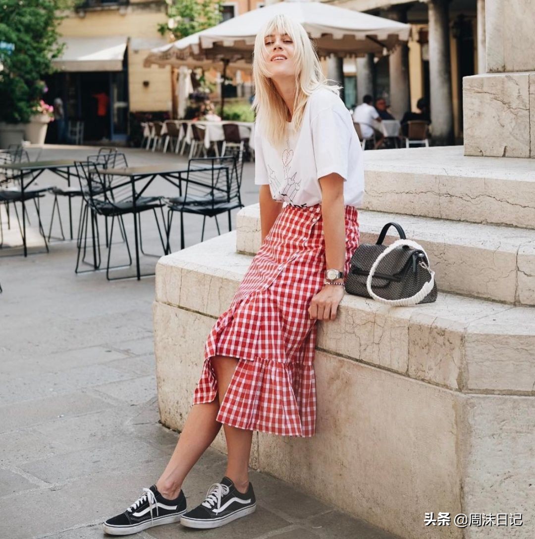 孟美岐同款连体鞋,孟美岐穿新百伦鞋子