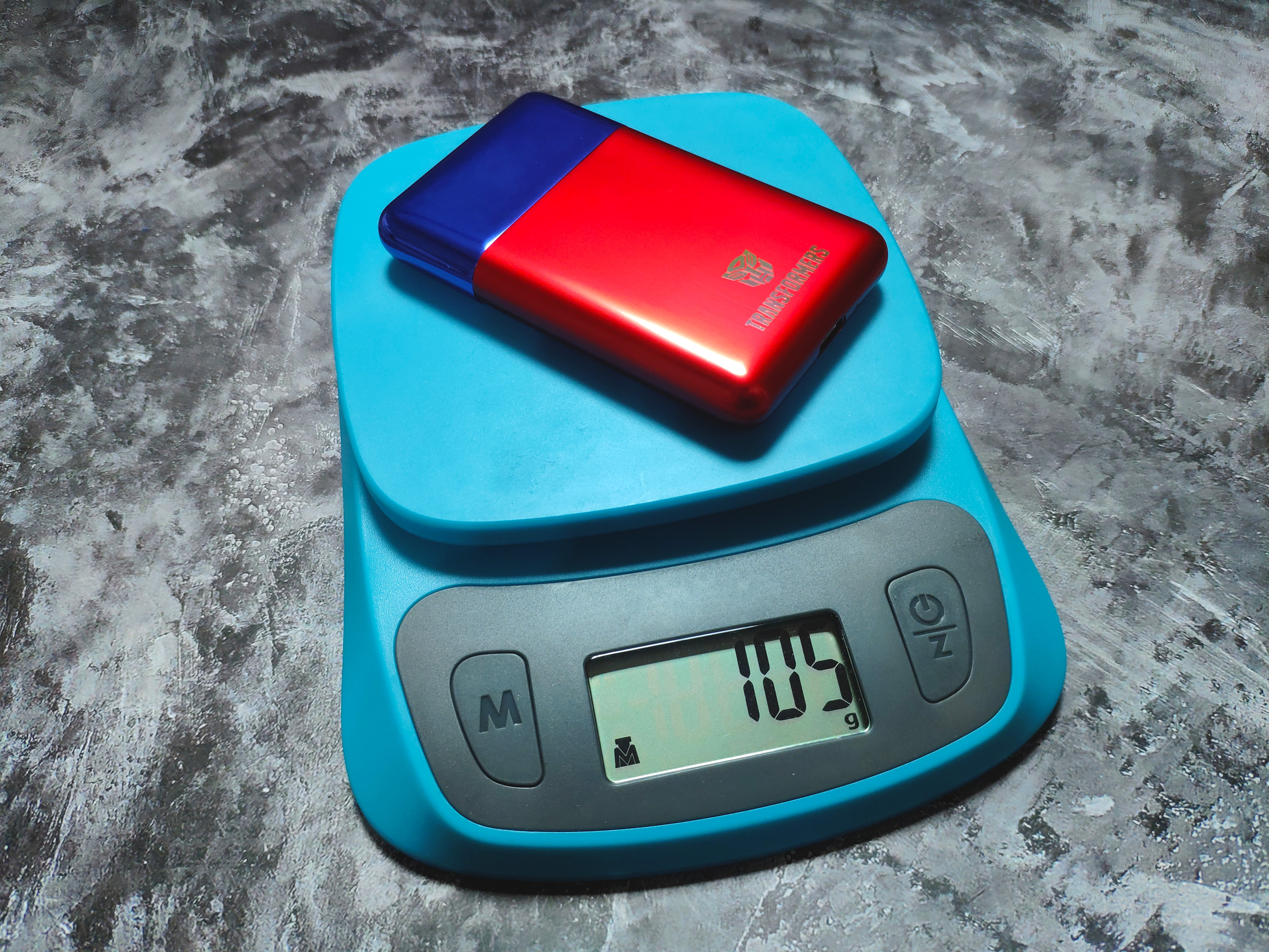 硬核定制，须眉便携剃须刀与变形金刚擦出火花，誓要不留一丝胡须