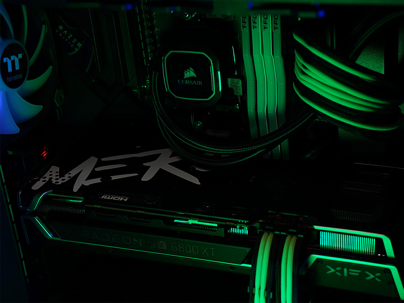 浼氳烦鑸炵殑妗屾父,浼氳烦鑸炵殑鎵嬫満妗岄潰