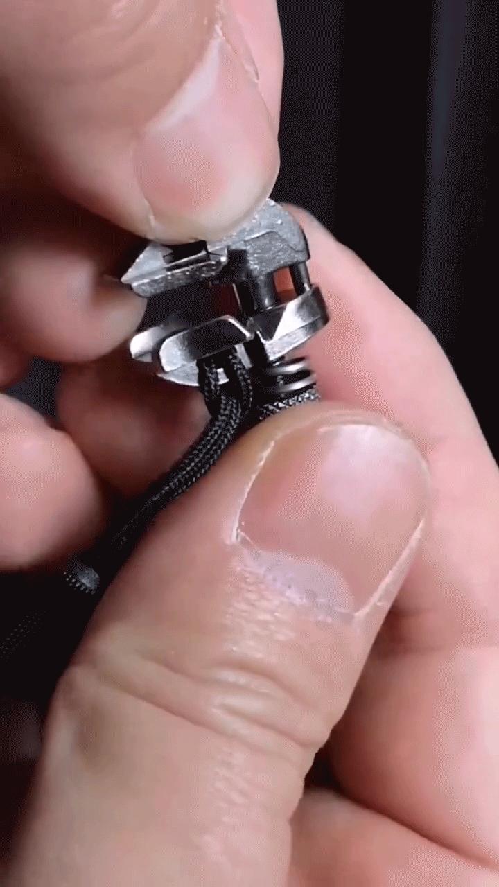 拉链头掉漆怎么修补视频,拉链头坏了再也不用担心