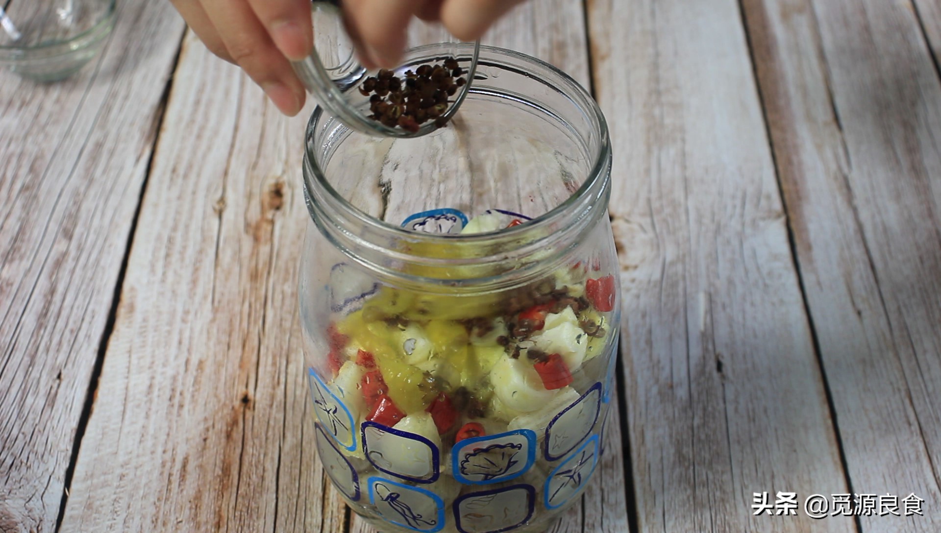 酸辣藕条怎么腌制泡菜,新鲜藕带怎么做好吃