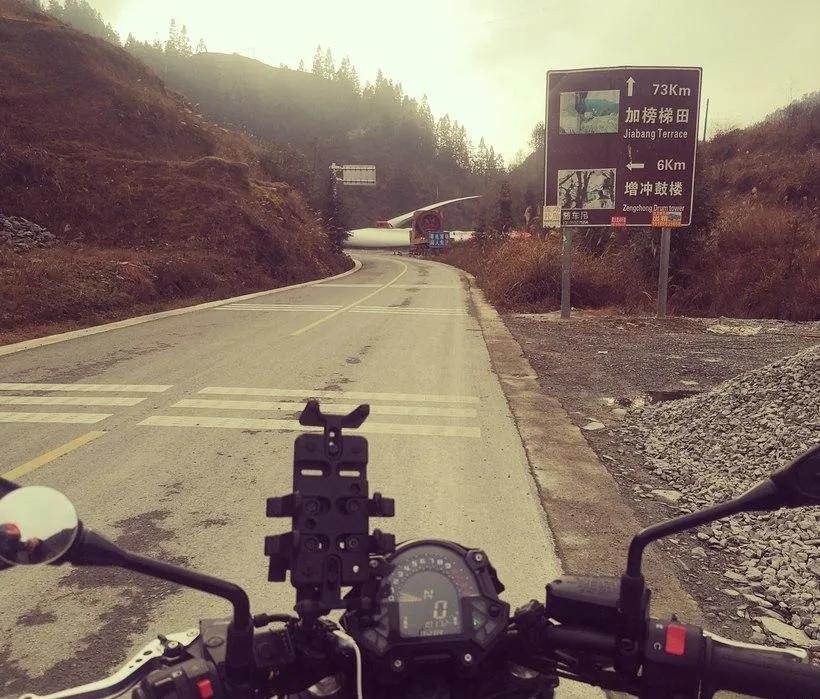 贵阳小伙骑摩托到拉萨,贵州小伙骑川崎去西藏