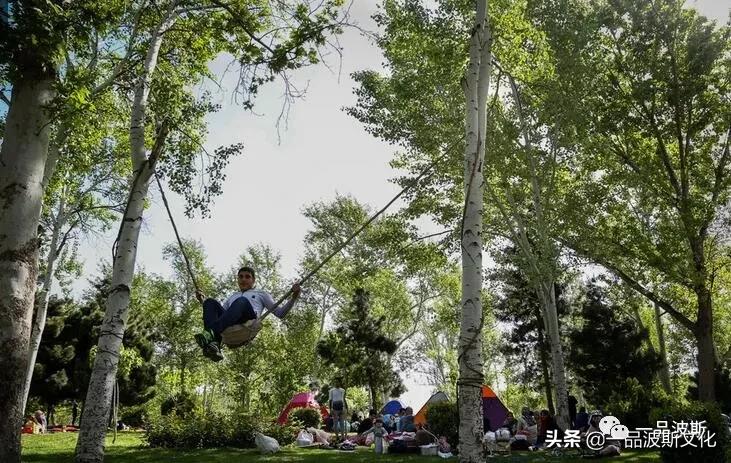 波斯新年定为假日,波斯新年前夕萨达节