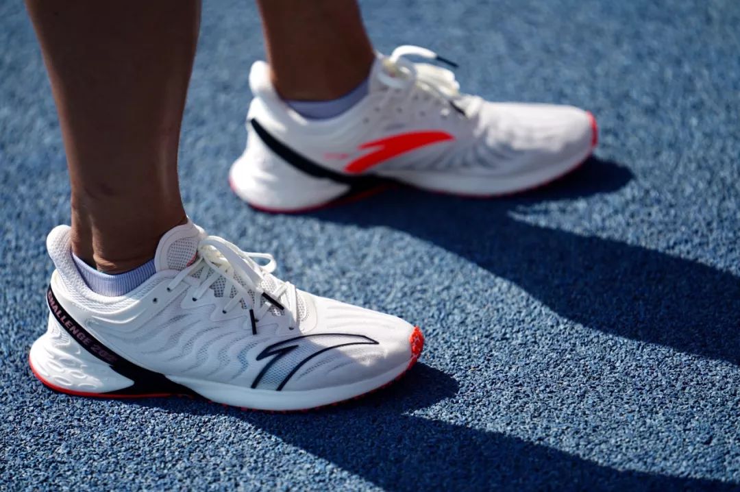 最有竞速感的跑鞋,又好看又强的竞速跑鞋