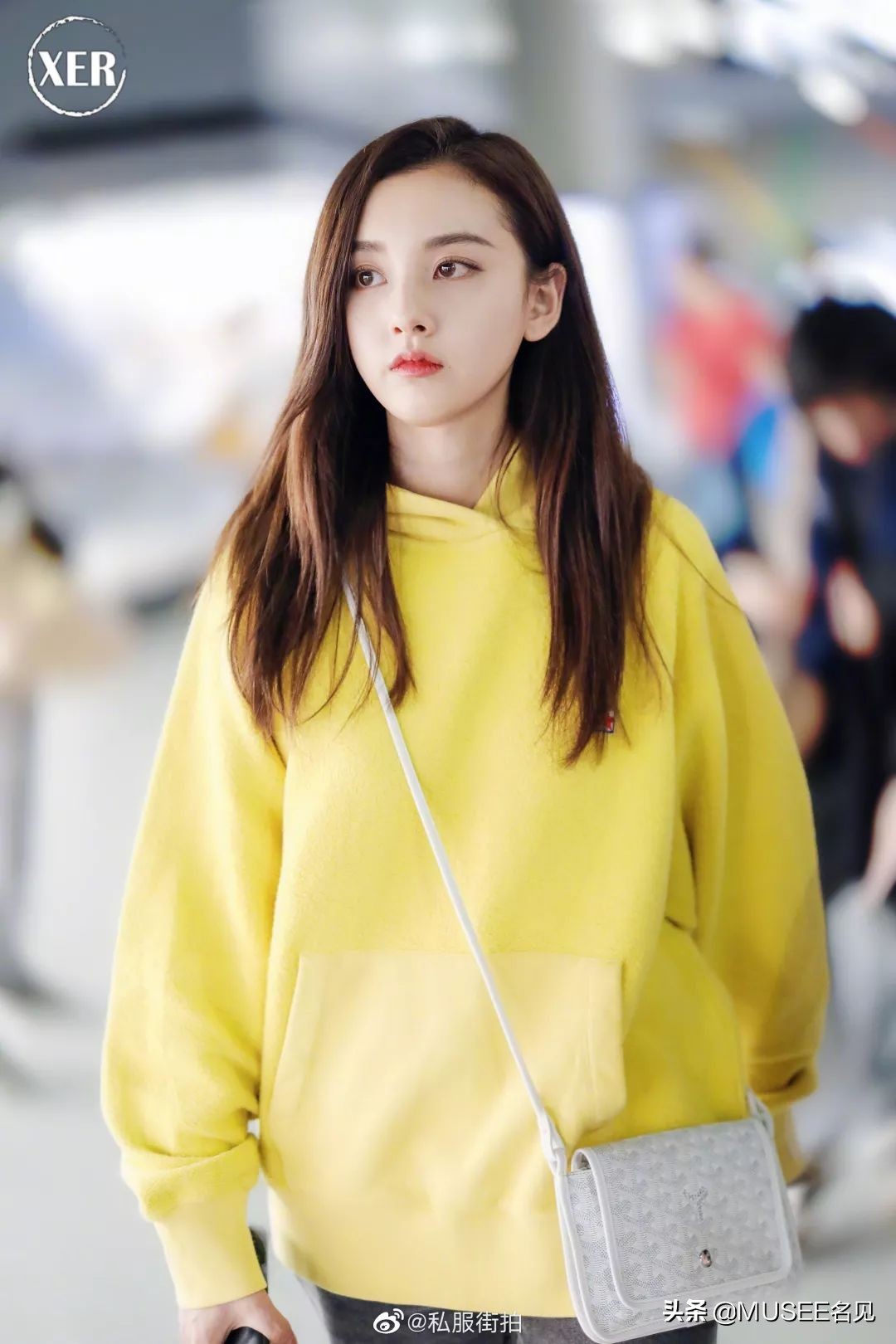 好看的人跟好看的人一起玩,为什么好看的女生都跟丑的在一起