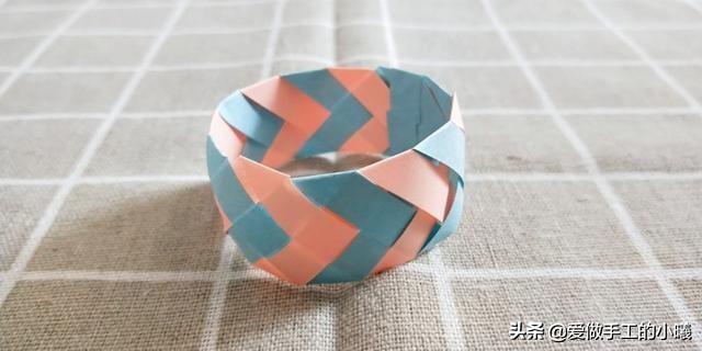 可爱的小熊手环简单手工,小兔子手环手工教程