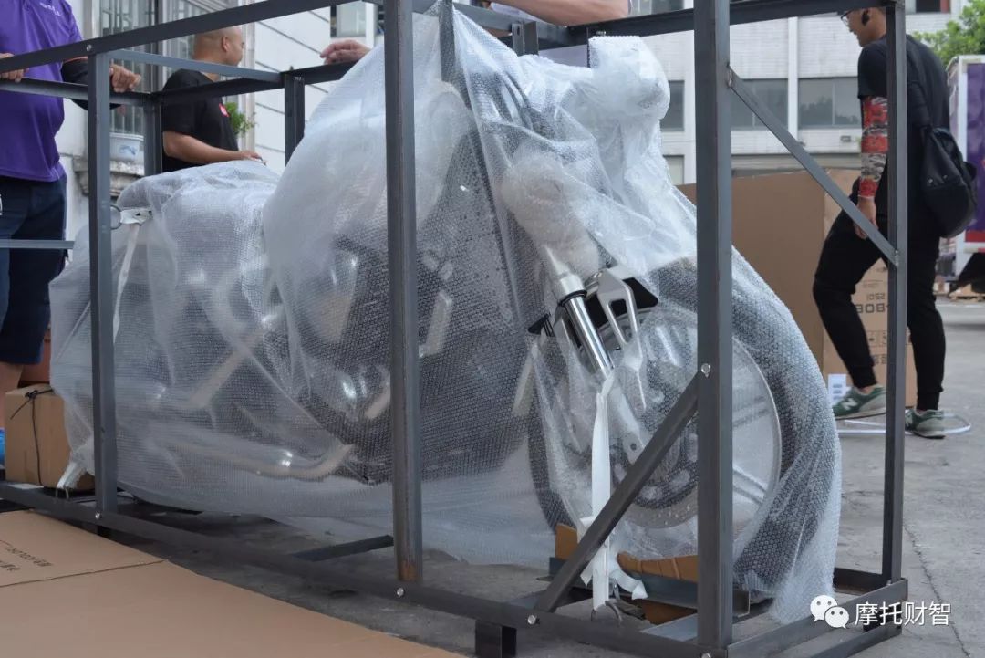 龙嘉v途龙嘉v霸评测,新款龙嘉v霸250多少钱