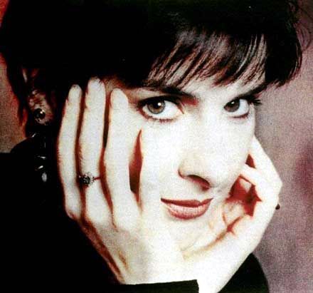 恩雅enya纯音乐完整版,恩雅enya唱腔