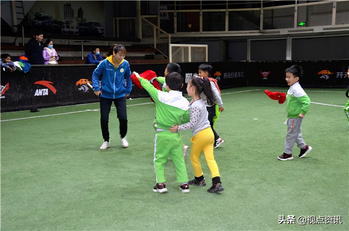 小足球大梦想幼儿舞蹈,小足球大梦想作品