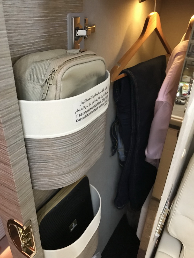 阿联酋航空777300经济舱,阿联酋航空777头等舱机票