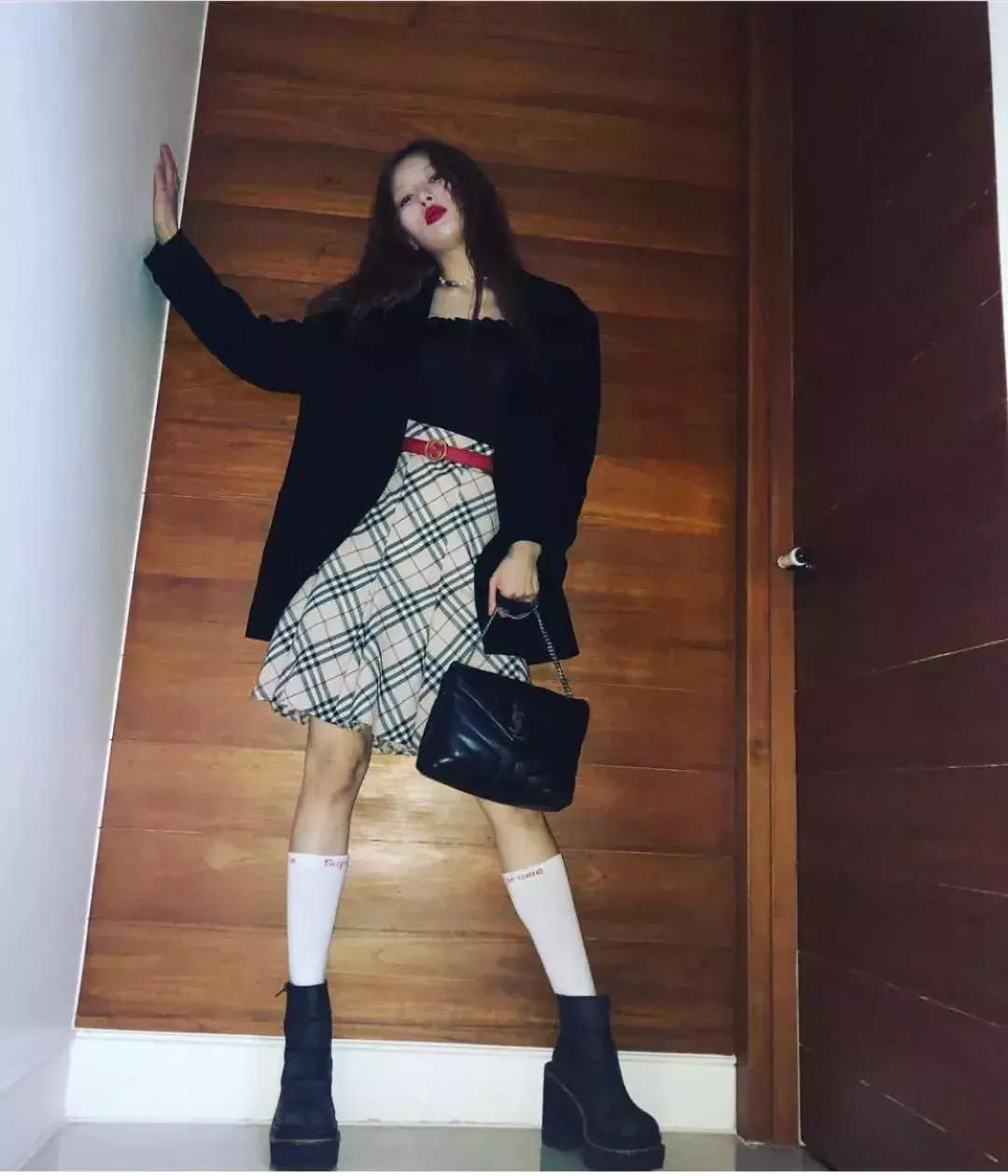 杨紫穿李现的衬衫,杨紫李现蓝卫衣