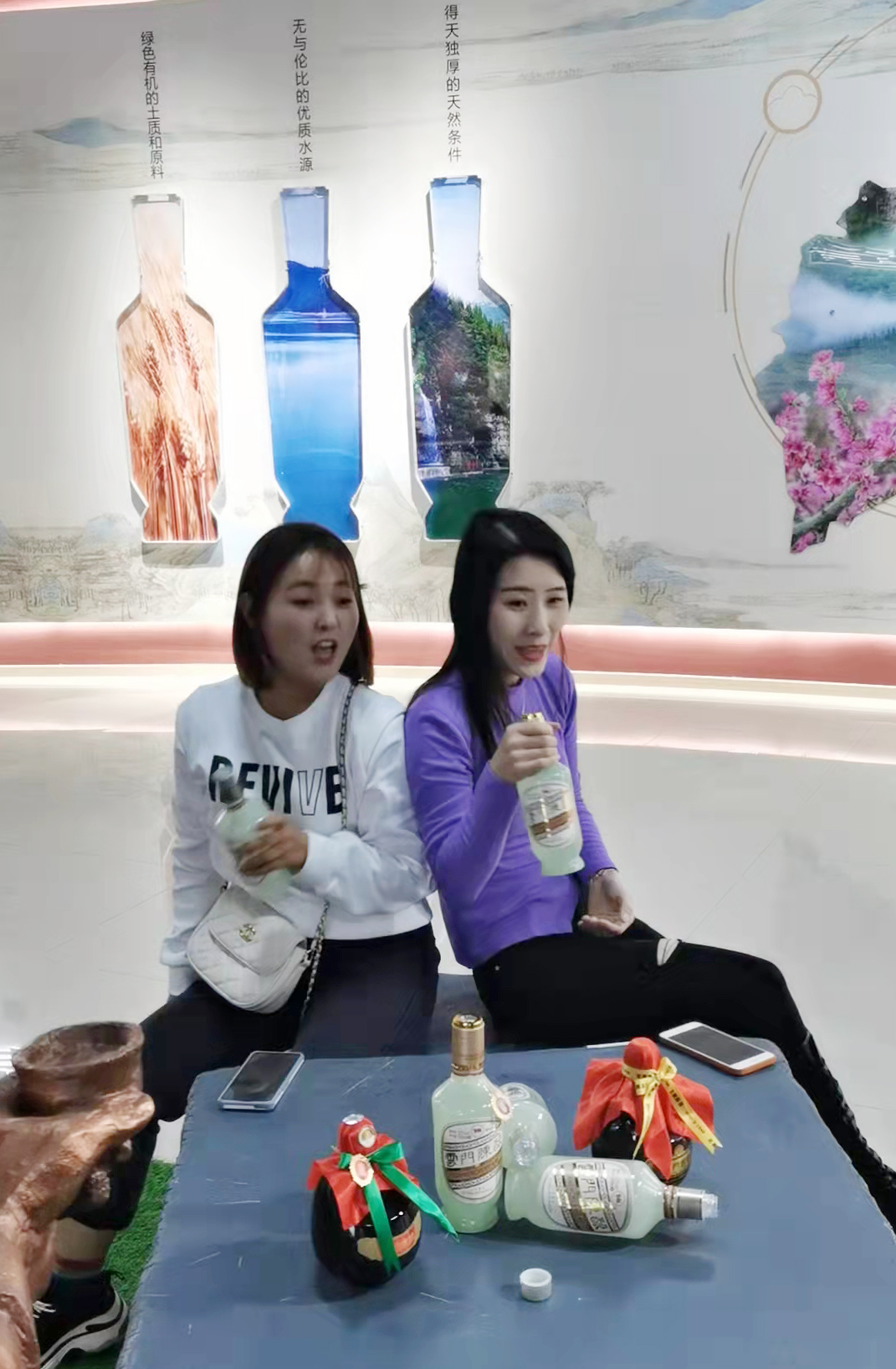 网红打卡团走进潍坊“老字号”，点赞家乡舌尖美食佳酿