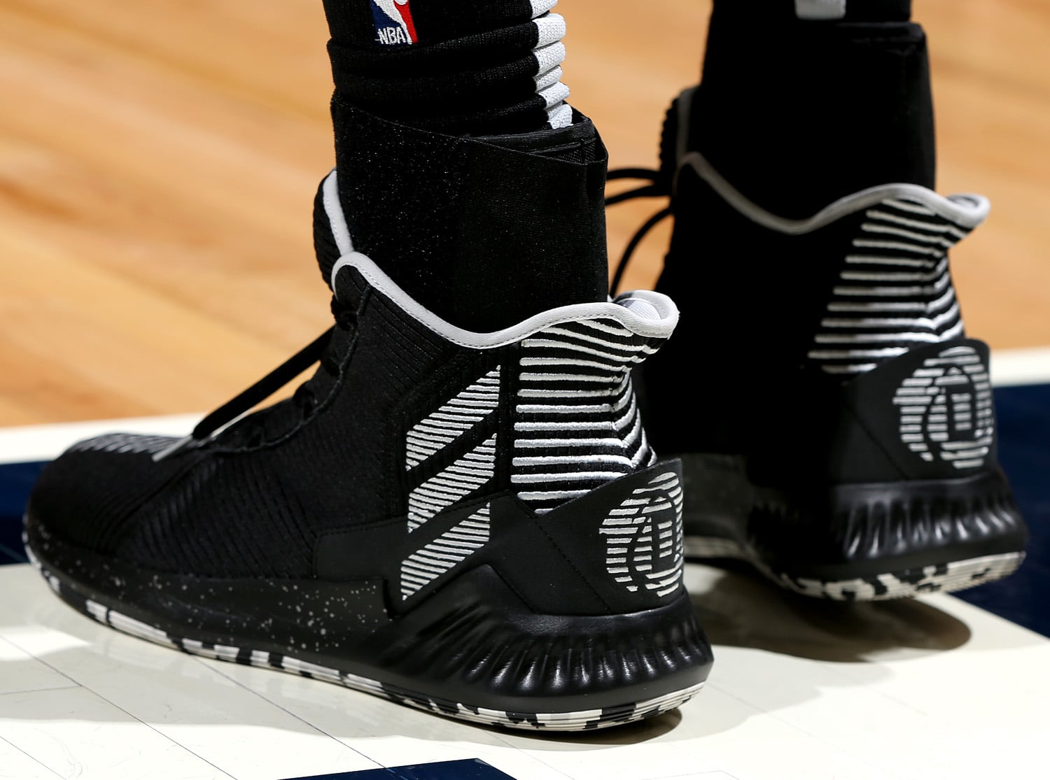 nba球员上脚便宜又好穿的实战球鞋,一周nba赛场8双定制球鞋合集