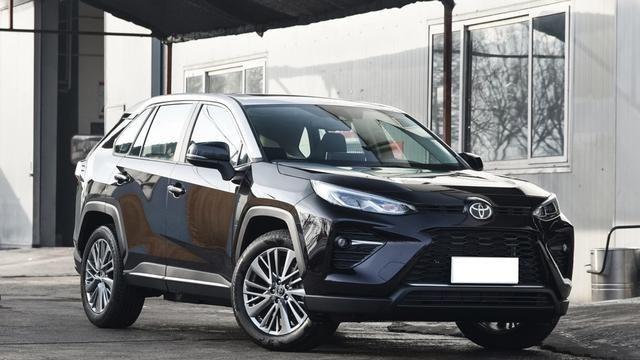 丰田途昂七座suv,丰田黑豹