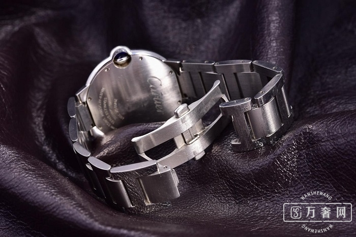 卡地亚蓝气球w69012z4生产年限区别,卡地亚w69012z4跟w69016z4什么区别